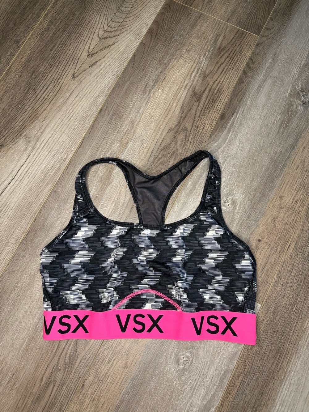 VSX Pink-Band Black & Gray Patterned Sports Bra Large